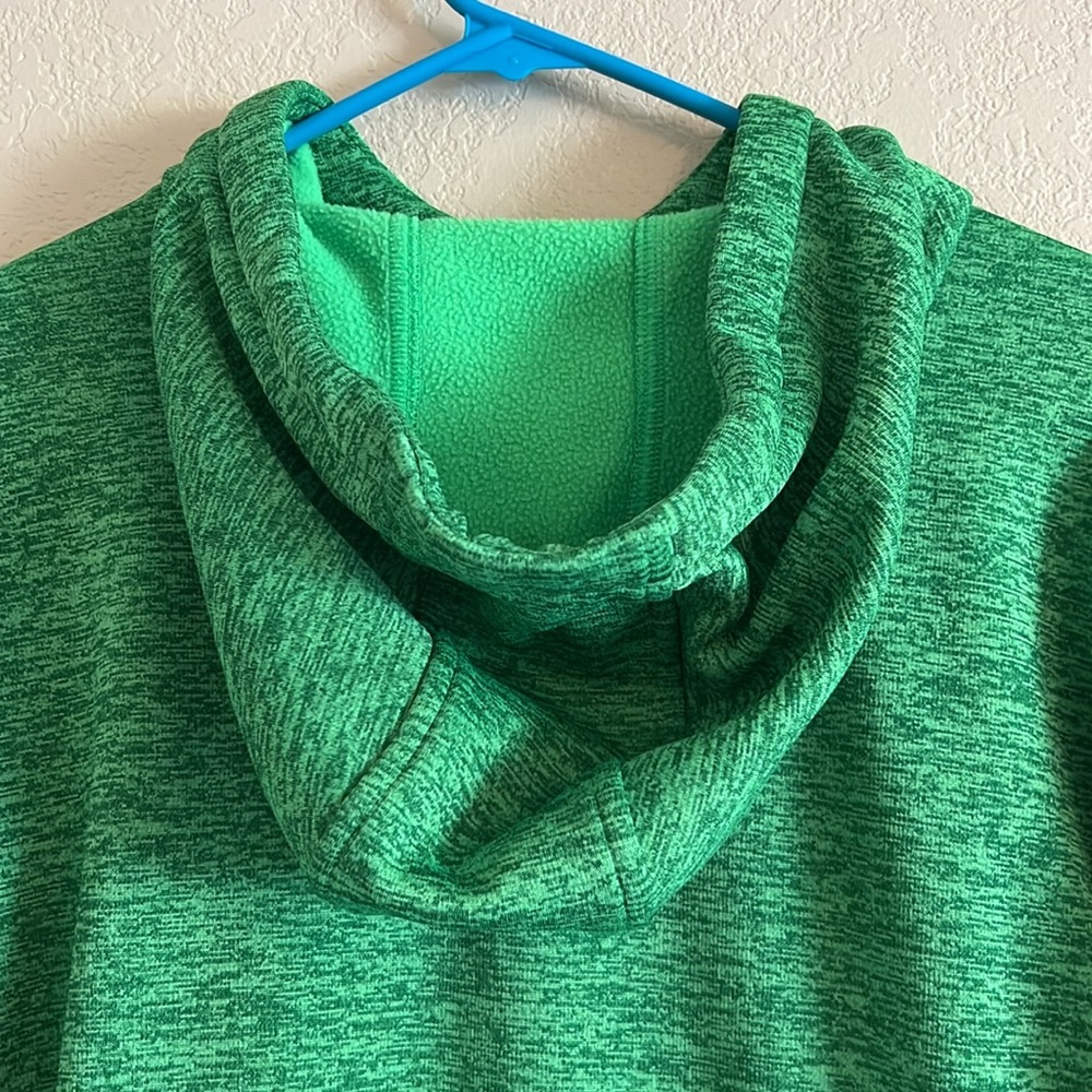 Under Armour Hoodie - Picture 5 of 6